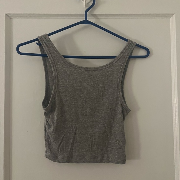 Aritzia tank top - Picture 2 of 3